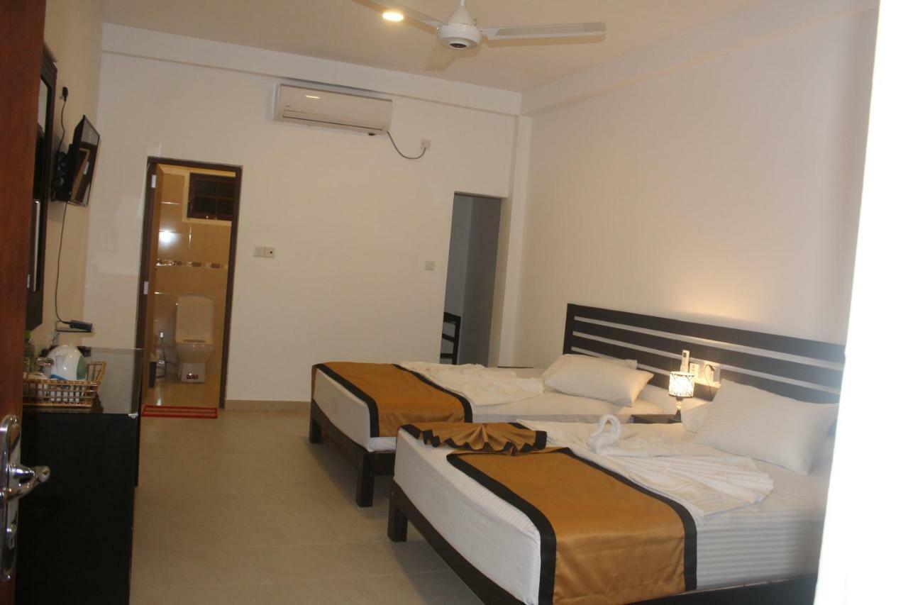 Hotel Senora Kataragama Eksteriør bilde