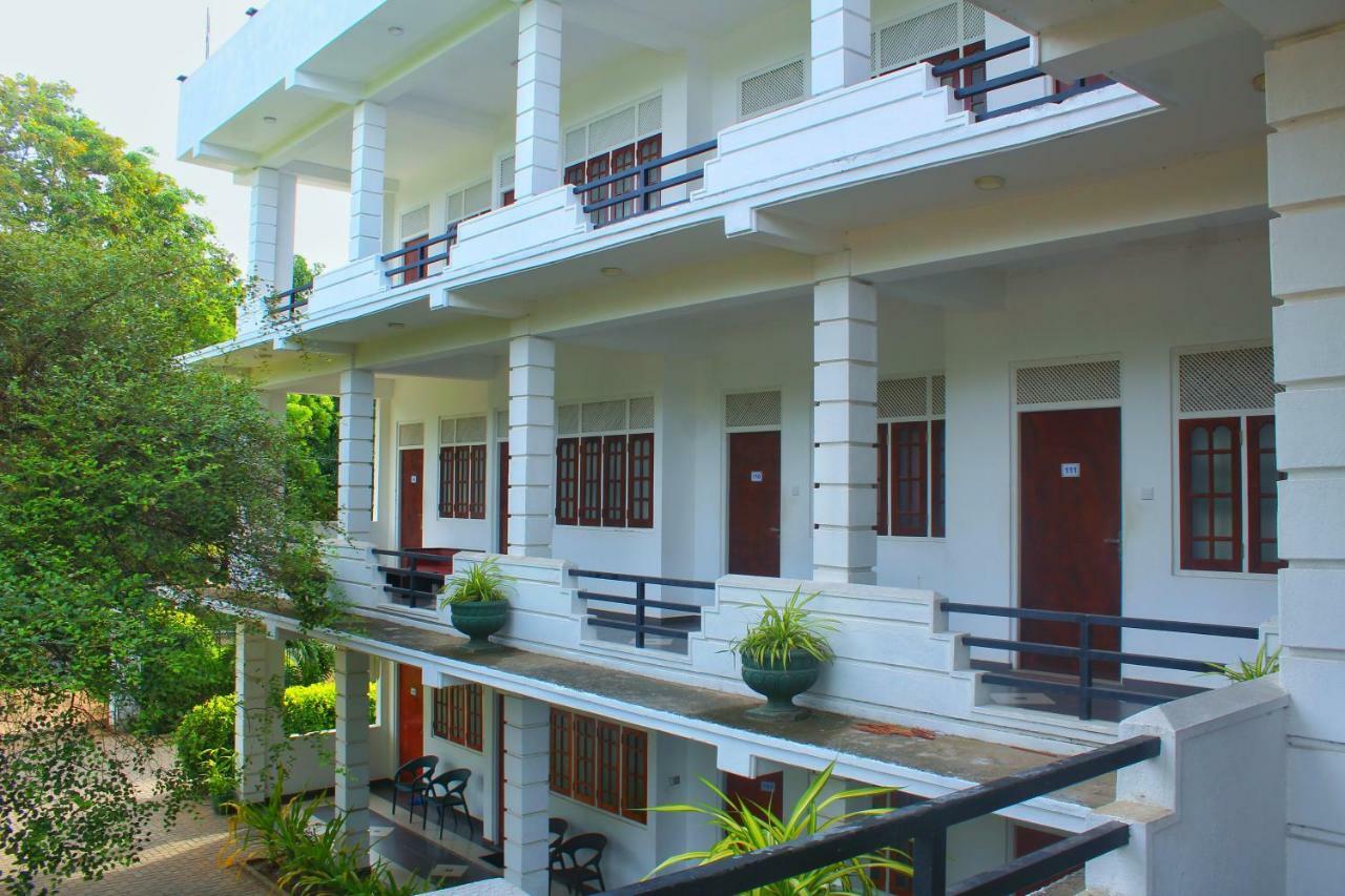 Hotel Senora Kataragama Eksteriør bilde